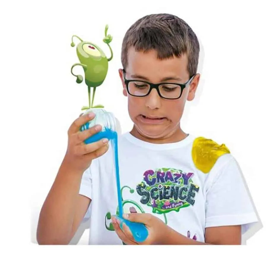 Lifestyle image of Doctor Slime's Big Laboratory - lisciani science toys
