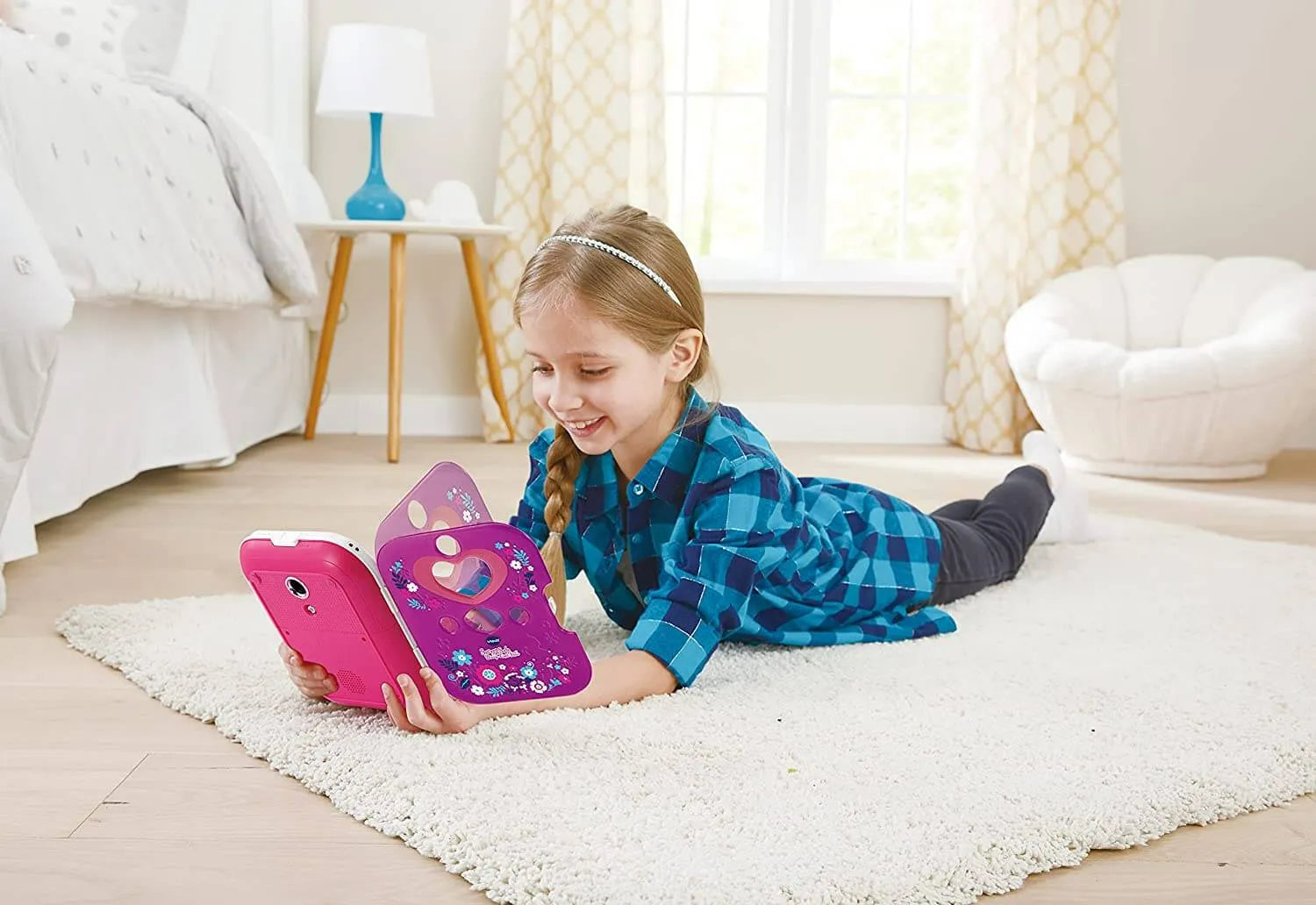 Girl Enjoying Secret Safe Diary Light Show - Vtech