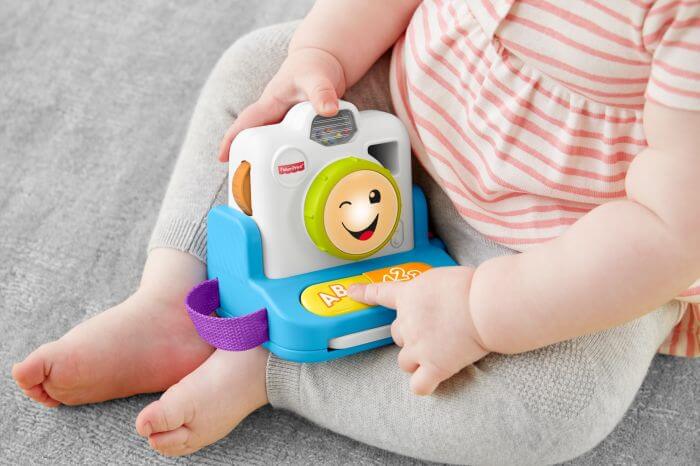 Interactive Toy from Fisher price - Laugh & Learn Instant Camera