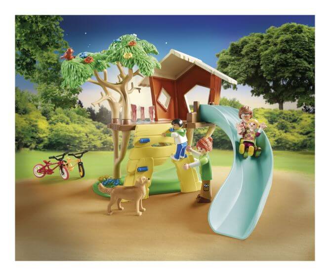 Pretend play with Playmobil City Life Adventure Treehouse - reehouse toy for children